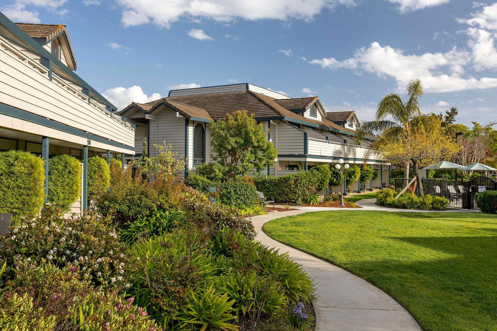 Seacliff Inn Aptos, Tapestry Collection By Hilton Exterior foto